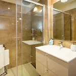Valdibora Sea View דירה *