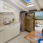 Valdibora Sea View Apartment
